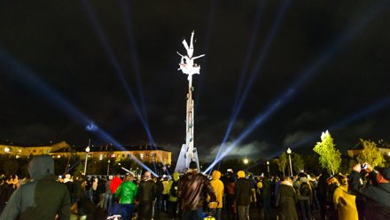 В Заполярье зажгли "Лучи Победы"